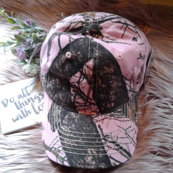 Mossy Oak Accessories - Pink Camo Hat with visor by Mossy Oak